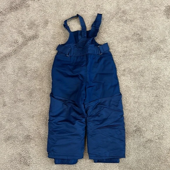 Kid - Picture 3 of 3